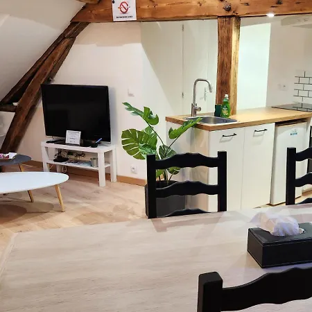 Le 6eme Ciel De Gutenberg - Climatise Apartman *