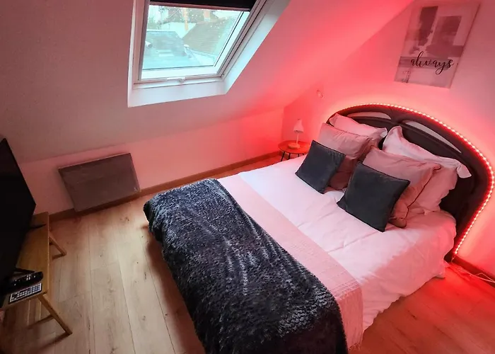 Le 6eme Ciel De Gutenberg - Climatise * טור